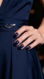 Navy-on-Navy Gloss Nails Navy-on-Navy Gloss Nails